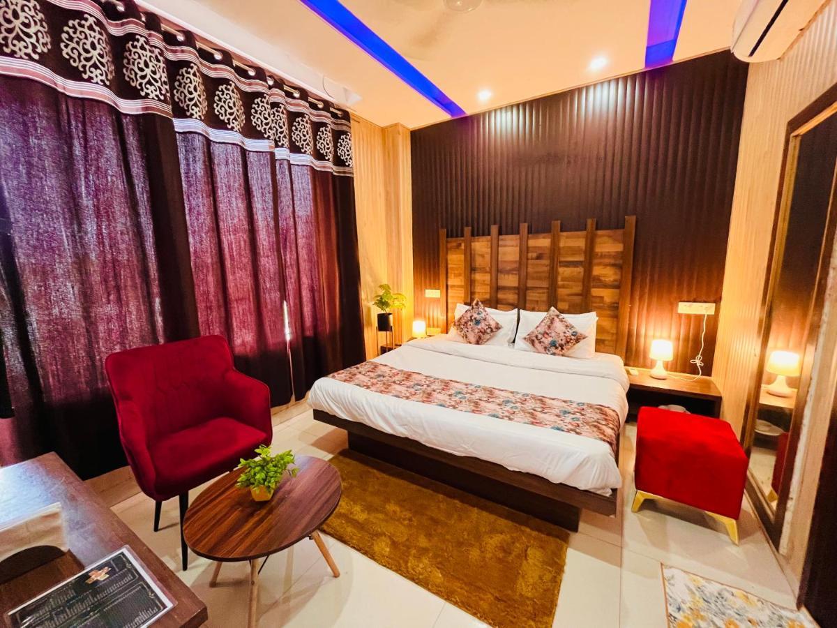 Hotel Pearl Grand, Zirakpur - Top Rated & Most Awarded Property In Tricity Chandīgarh Zewnętrze zdjęcie