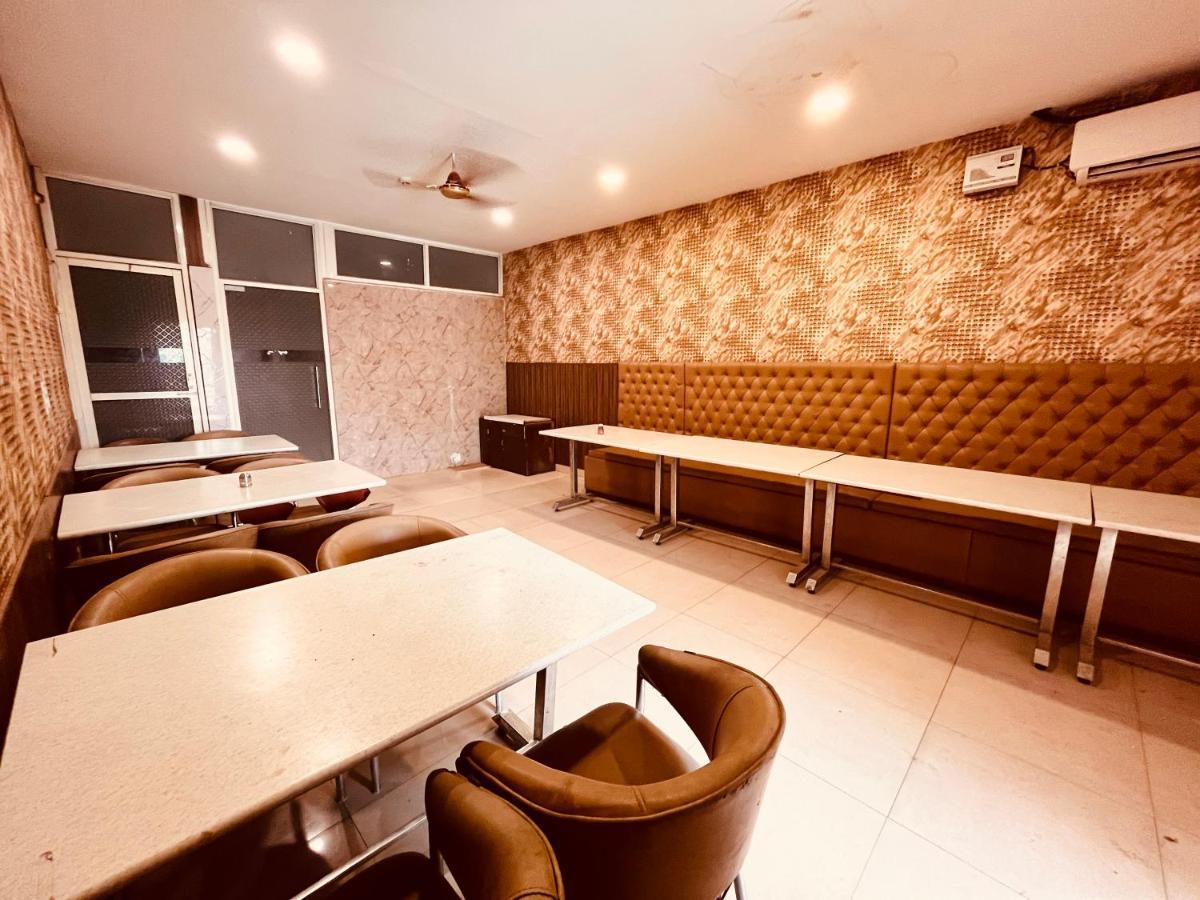 Hotel Pearl Grand, Zirakpur - Top Rated & Most Awarded Property In Tricity Chandīgarh Zewnętrze zdjęcie